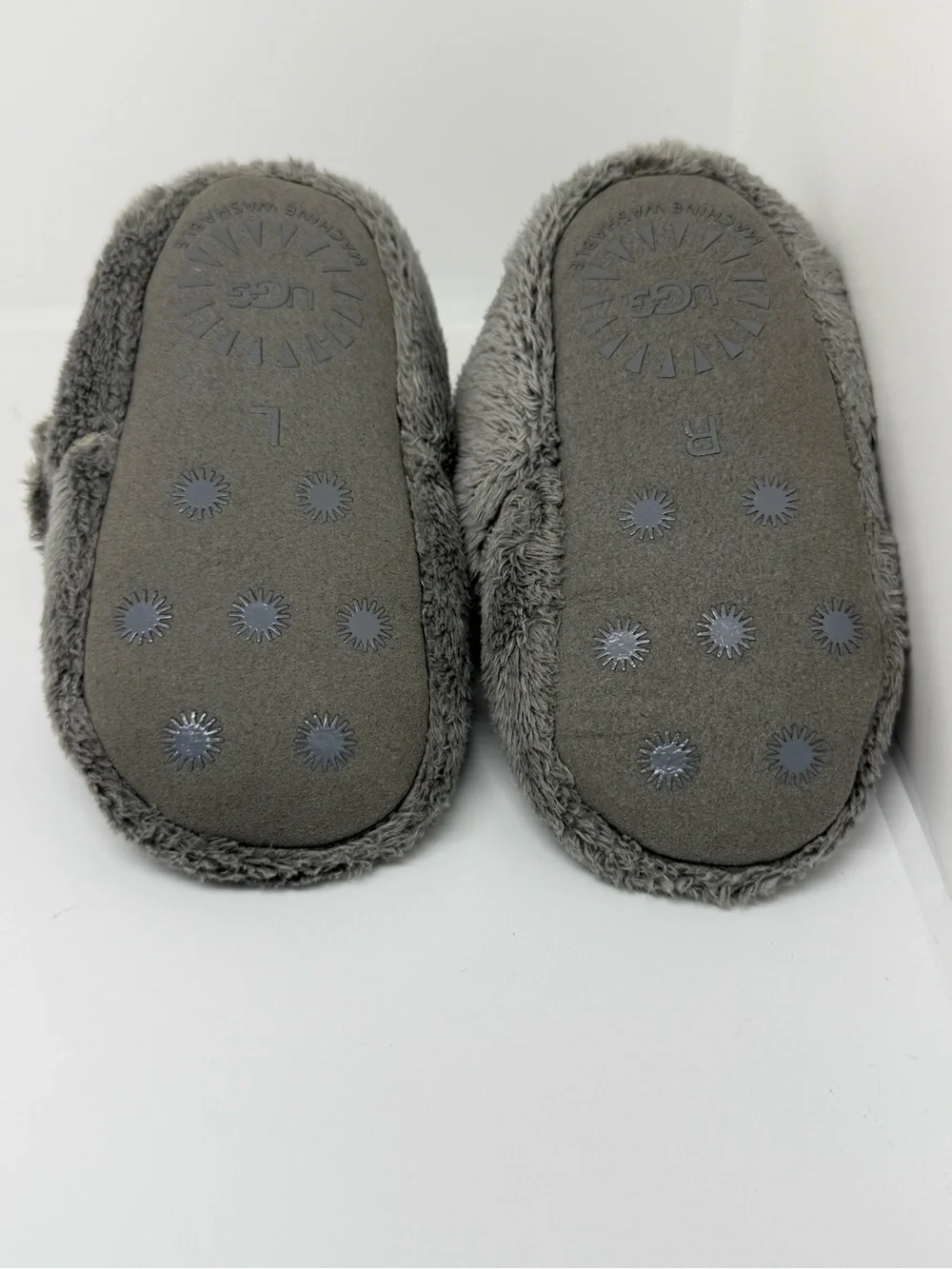 UGG Gray Fuzzy Toddler Slippers Size 4/5